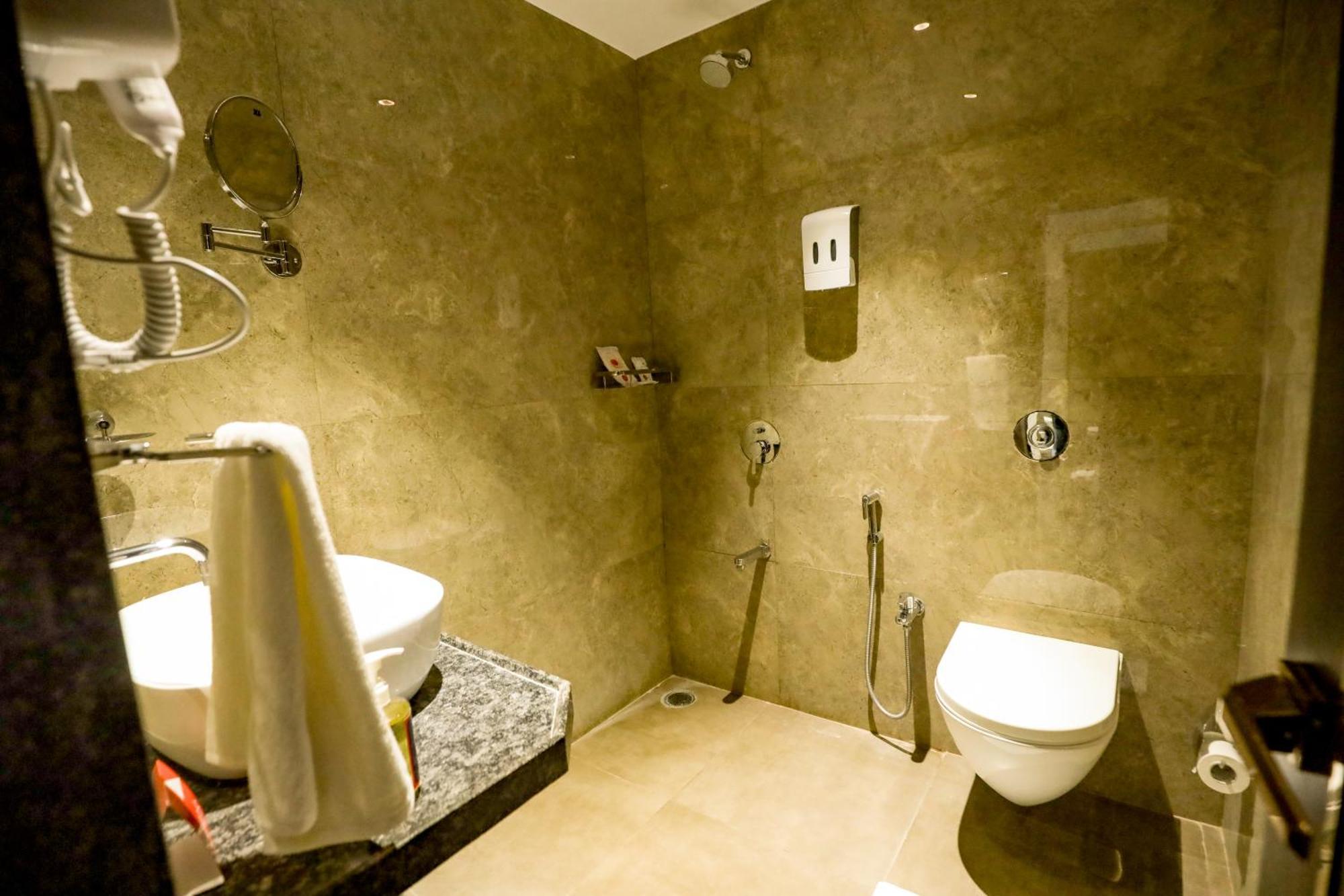 Spree Manor Hotel Aurangabad  Ngoại thất bức ảnh