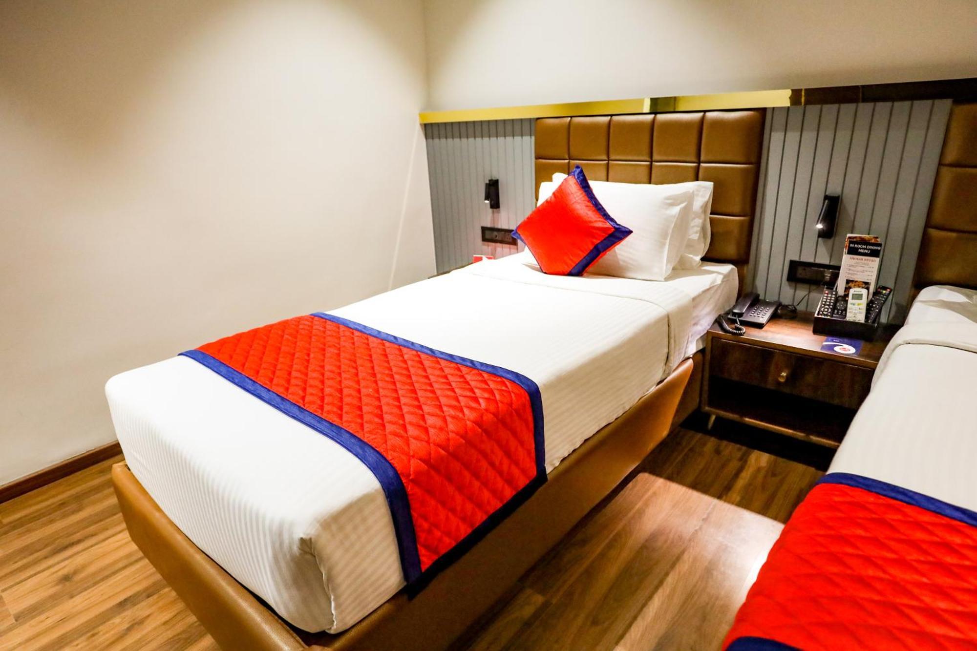 Spree Manor Hotel Aurangabad  Ngoại thất bức ảnh