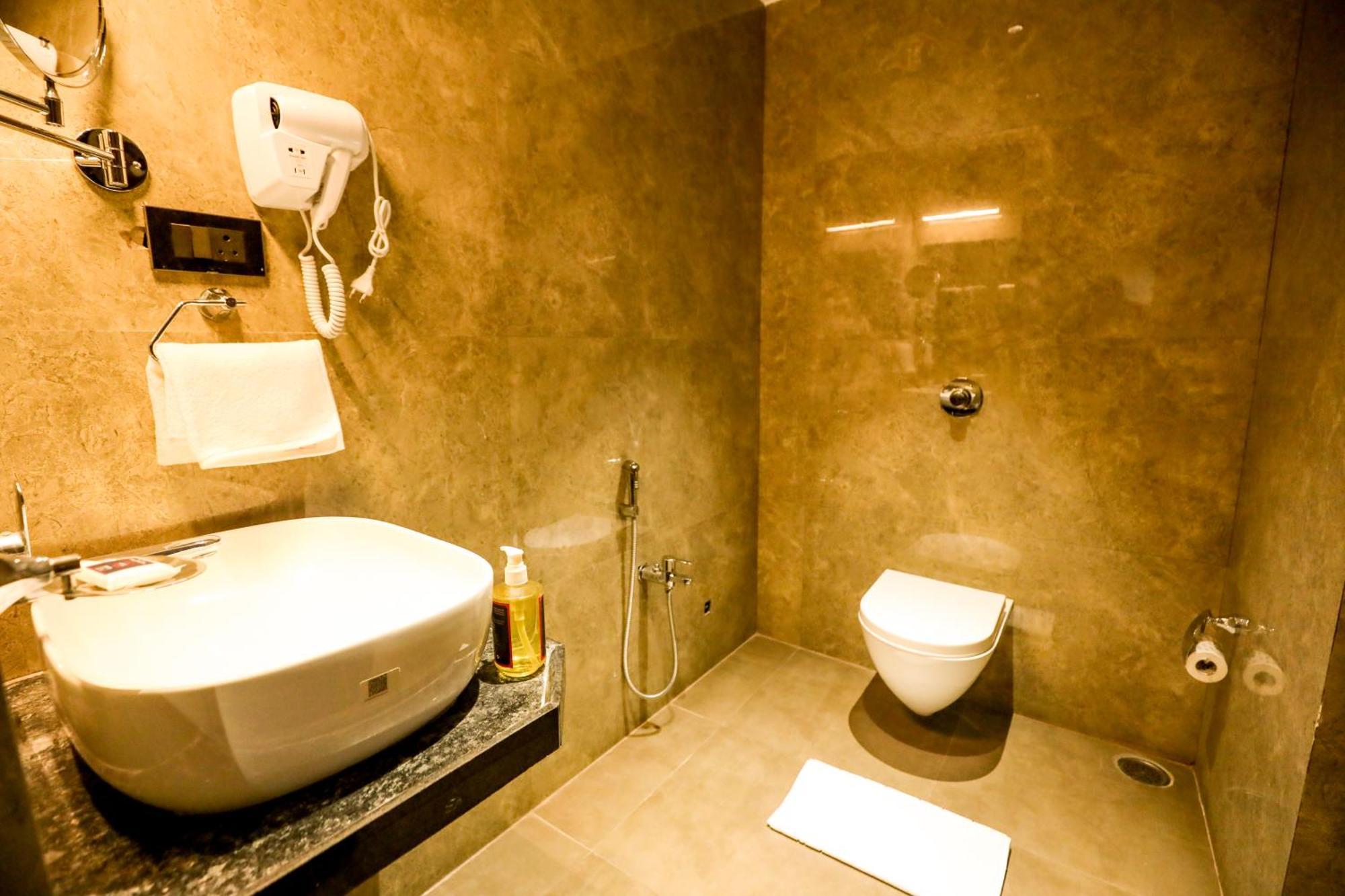 Spree Manor Hotel Aurangabad  Ngoại thất bức ảnh